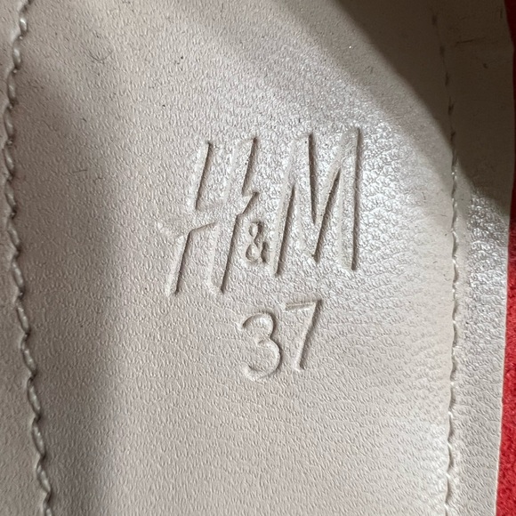 H&M- Heeled Sandals, Used once. Like new. Excellent condition🛍️ - Picture 4 of 5